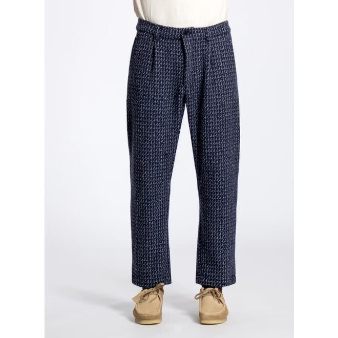 Textured gingham pant