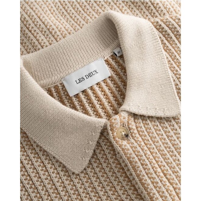 Easton Knitted SS Shirt in Camel/Ivory