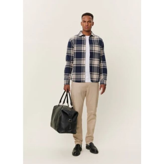 Jeremy Flannel Shirt in Dark Navy/Light Desert Sand