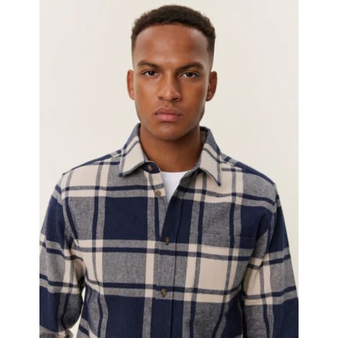 Jeremy Flannel Shirt in Dark Navy/Light Desert Sand