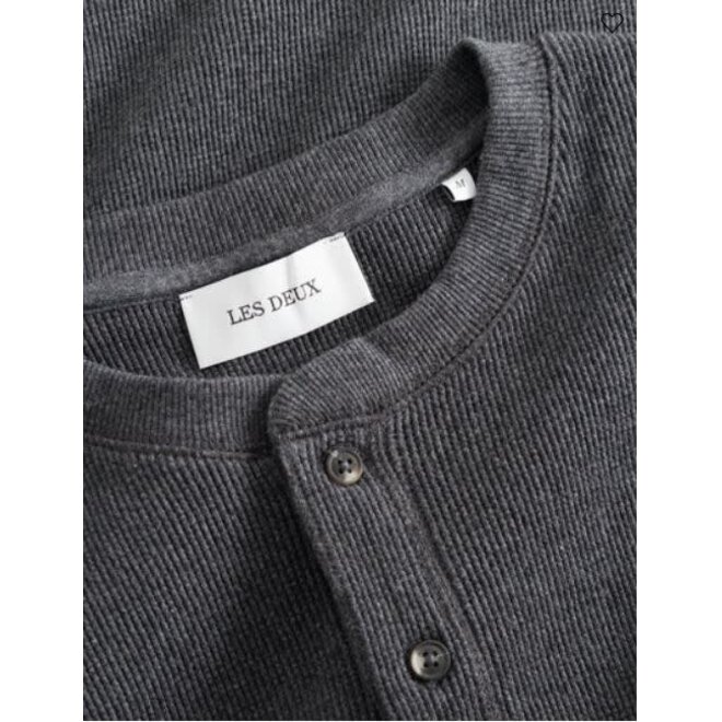 Dan LS T-Shirt in Charcoal Melange