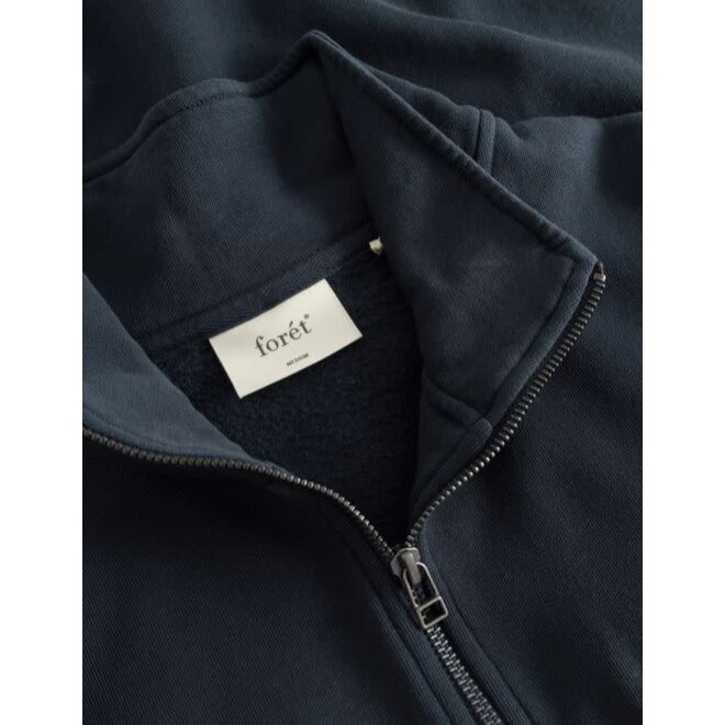 Log Half Zip Sweatshirt in Navy