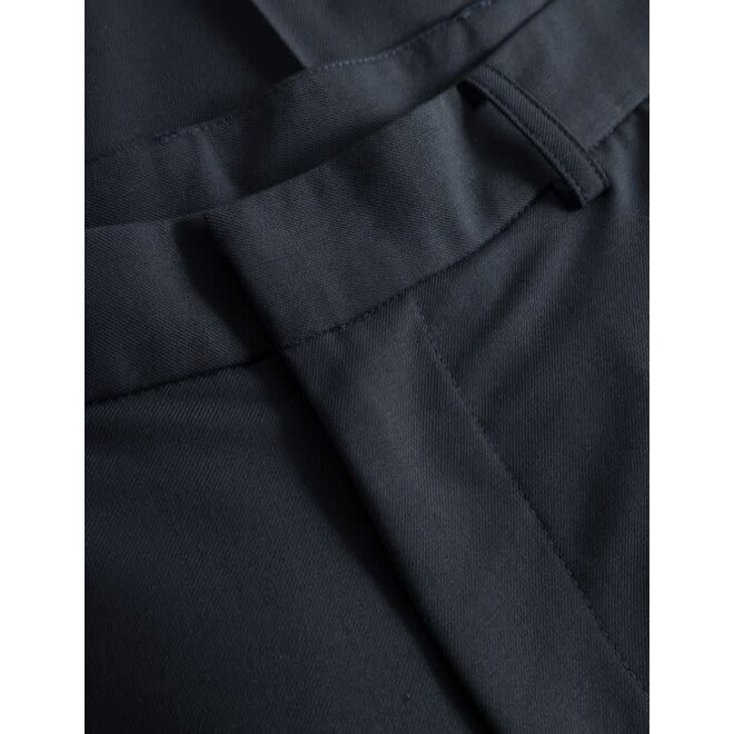 Writer Pants in Navy