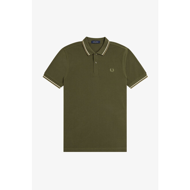 Twin Tipped Fred Perry Shirt in Hunting Green/Light Oyster/Laurel Wreath Green
