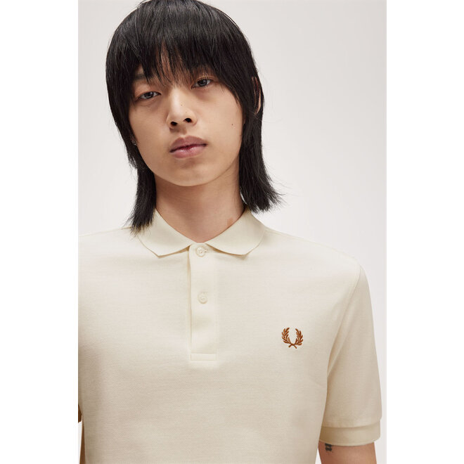 Fred Perry Shirt in Ecru/Marmalade