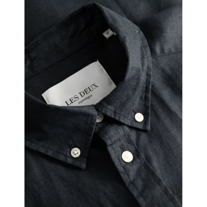Kris Linen Shirt in Dark Navy