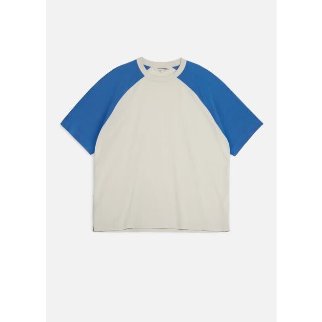 Triple Raglan T-Shirt in Grey