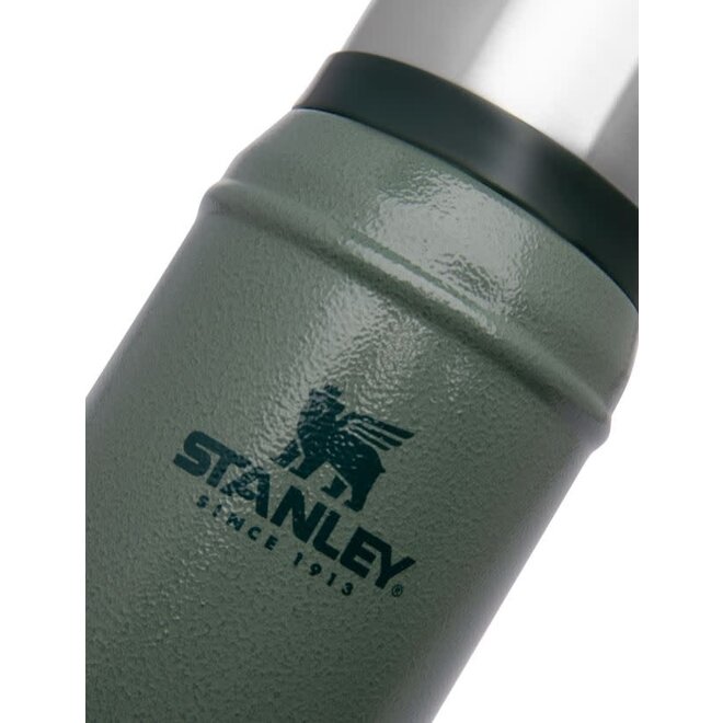Foret x Stanley Bottle (0.75 L) in Army