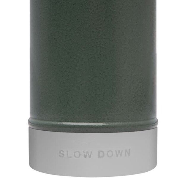Foret x Stanley Bottle (0.75 L) in Army
