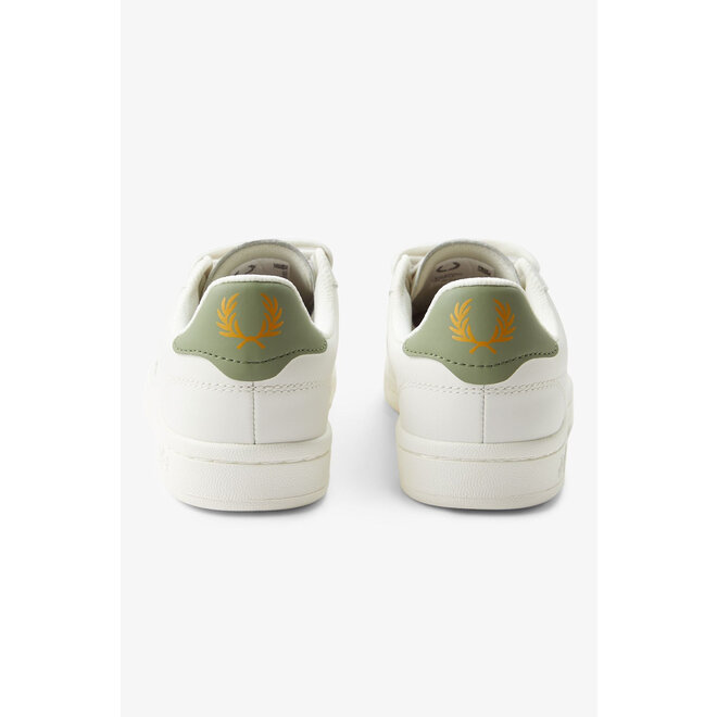 B721 Leather Trainers in Light Ecru