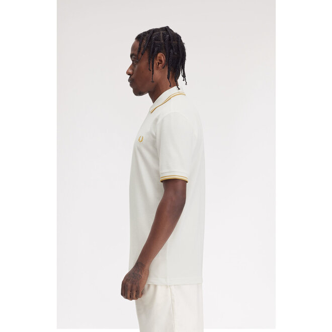 Twin Tipped Fred Perry Shirt in Snow White/Honeycomb/Honeycomb