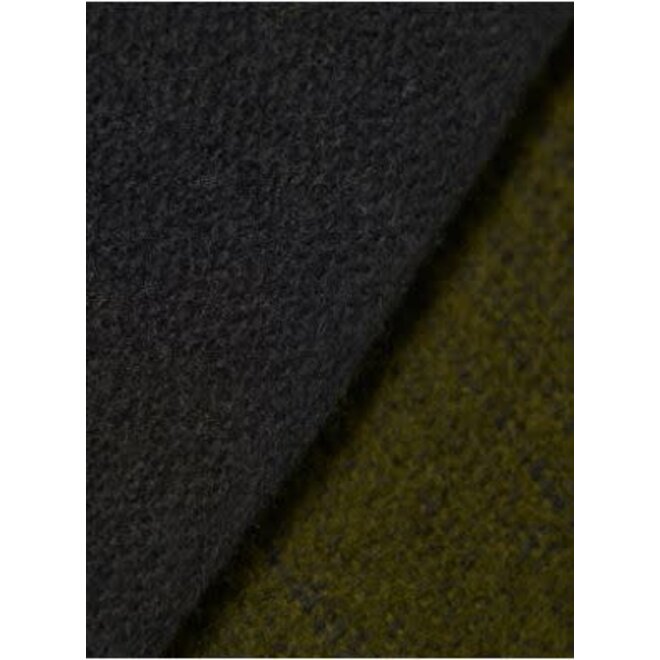 Double Sided Scarf in Green/Black