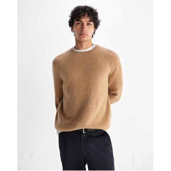 Wilde Wool Crewneck Jumper in Camel