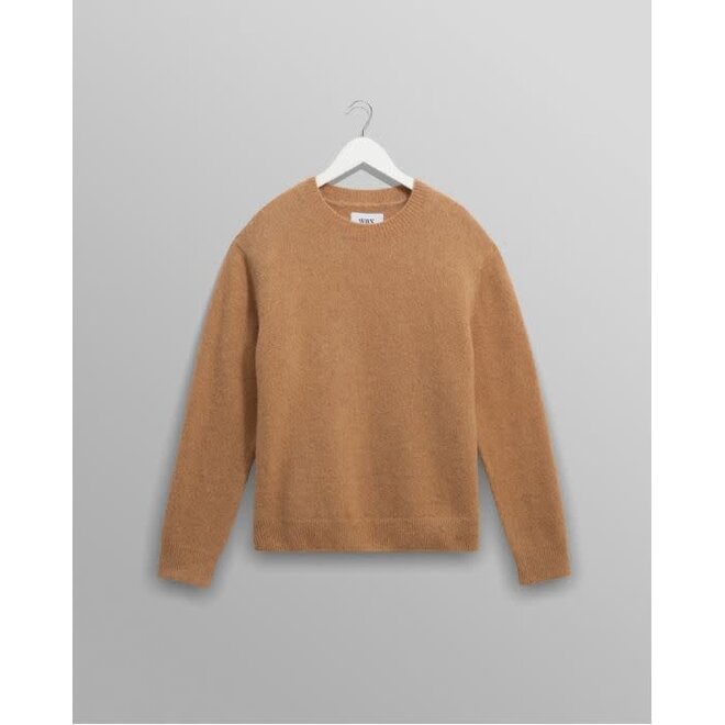 Wilde Wool Crewneck Jumper in Camel