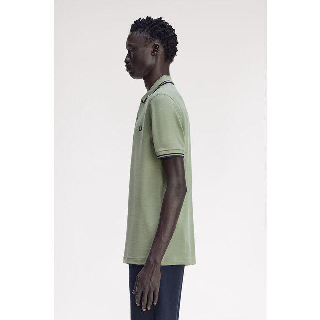 Twin Tipped Fred Perry Shirt in Bay Leaf/Dark Airforce/Tennis Blue