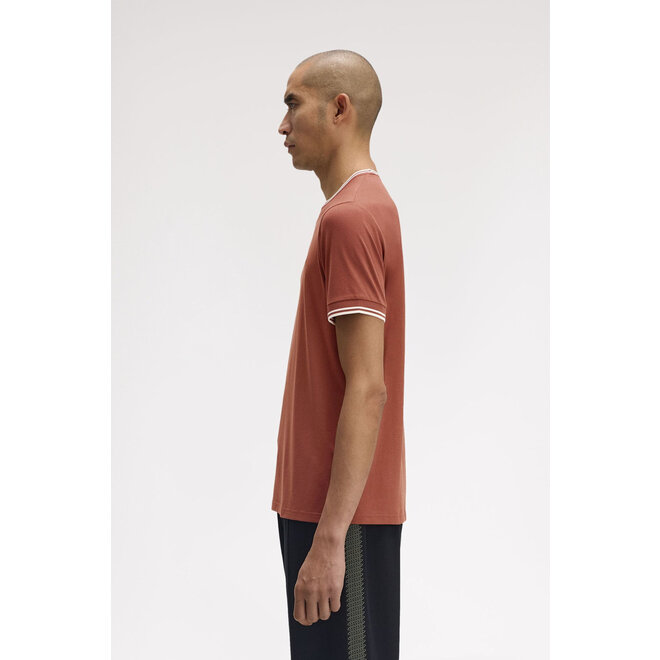 Twin Tipped T-Shirt in Whiskey Brown/Ecru