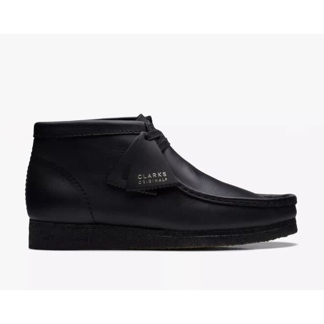 Wallabee Boot in Black Leather