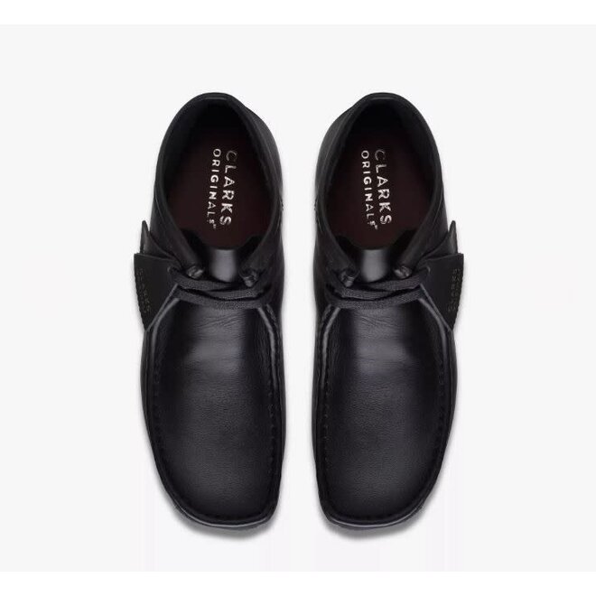 Wallabee Boot in Black Leather