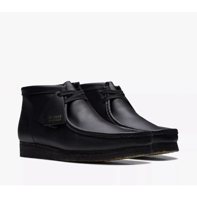 Wallabee Boot in Black Leather