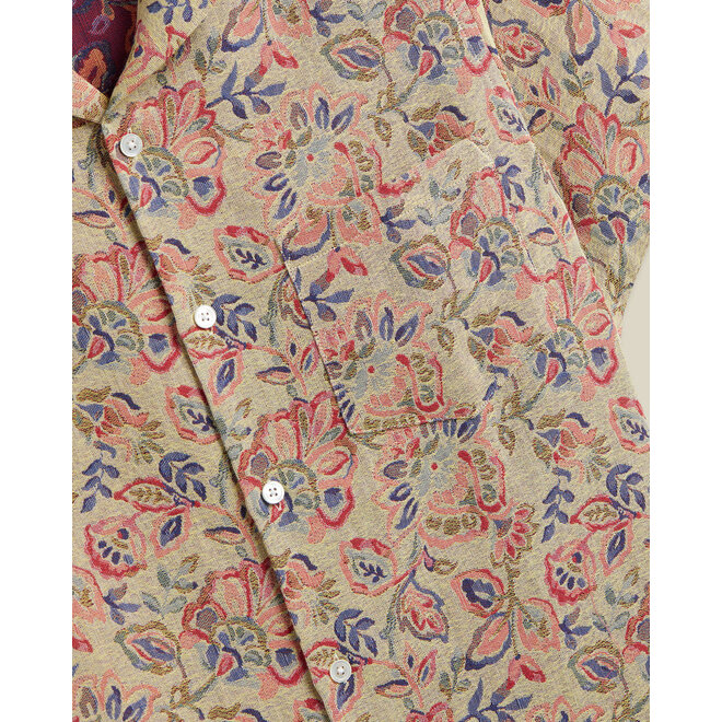 Flowers Tapestry Vacation Shirt