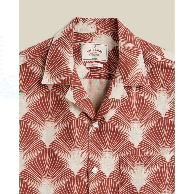 Feathers Vacation Shirt in Clay
