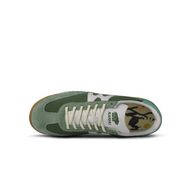 Mestari 76 in Tea/Lichen