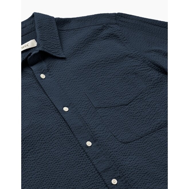 Maple Seersucker Shirt in Navy