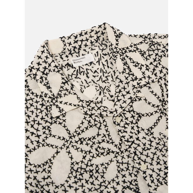 Road Shirt in Ecru/Black Kantha Flowers