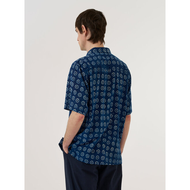 Camper Shirt in Indigo Circles