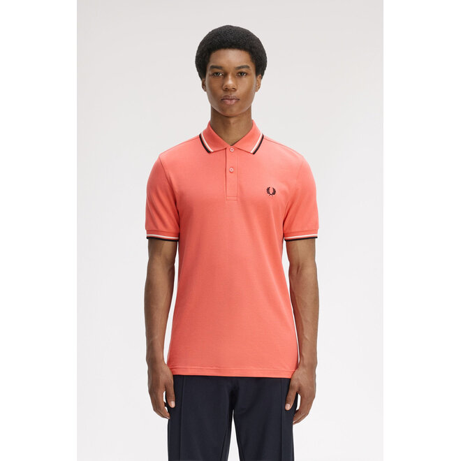 Twin Tipped Fred Perry Shirt in Strawberry Cream/Ecru/Black