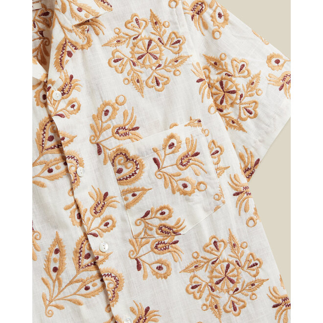 Victoria Vacation Shirt in Ecru