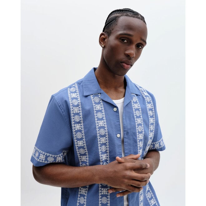 Didcot Embroidered Shirt in Border Blue