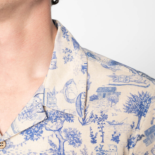Aloha Shirt in Blue Linen Cats
