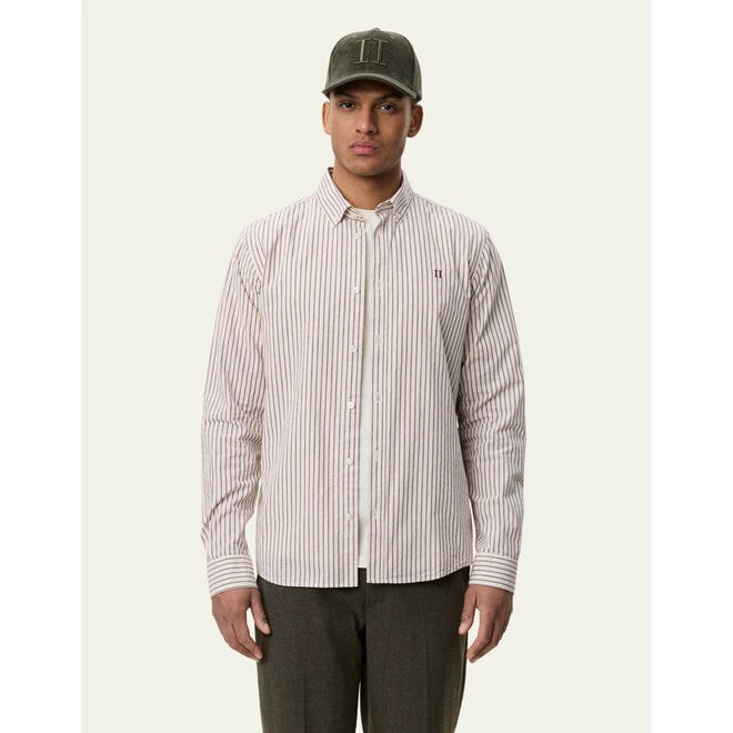 Light Oxford Striped Shirt in Chocolate Truffle Red