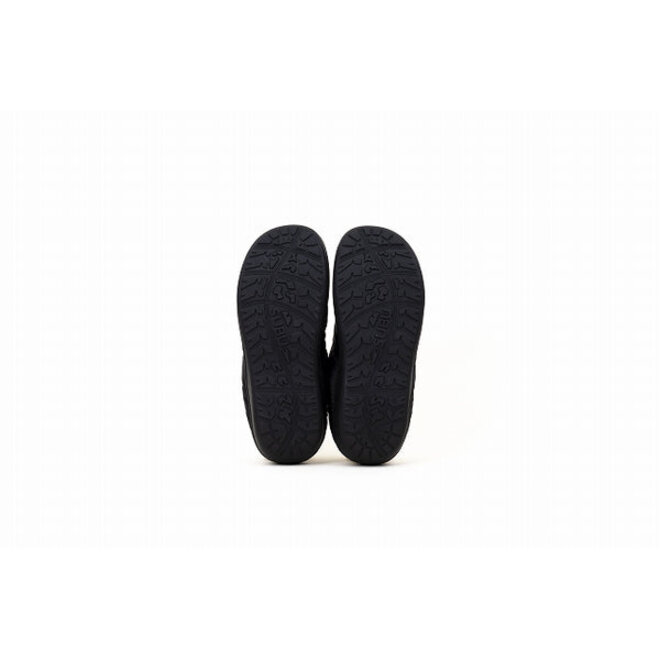 Slippers in Black