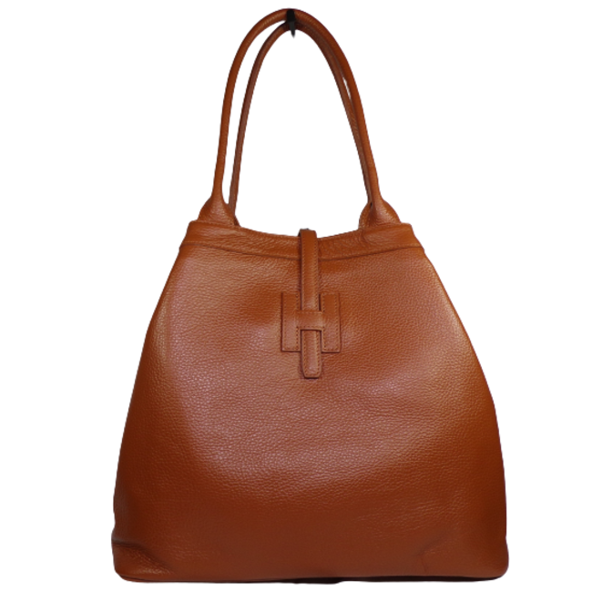 Triangle leather handbag