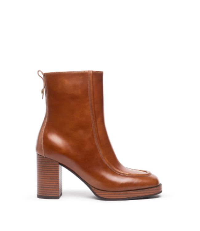 Nero Giardini Square Toe Boot Camel