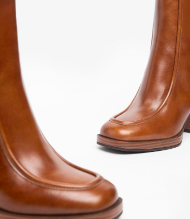 Nero Giardini Square Toe Boot Camel