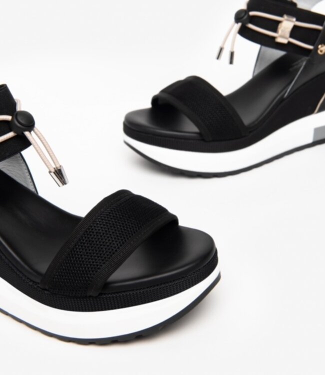 Nero Giardini Bungee Wedge Black