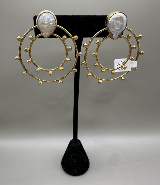 Wasee Pearl Flat Hoop Earring