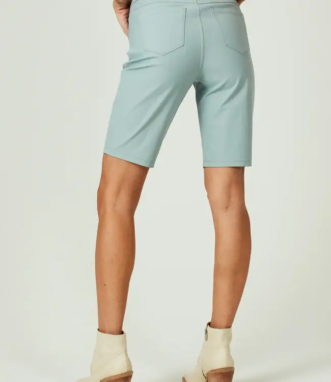 7 Diamonds Infinity Short Mineral