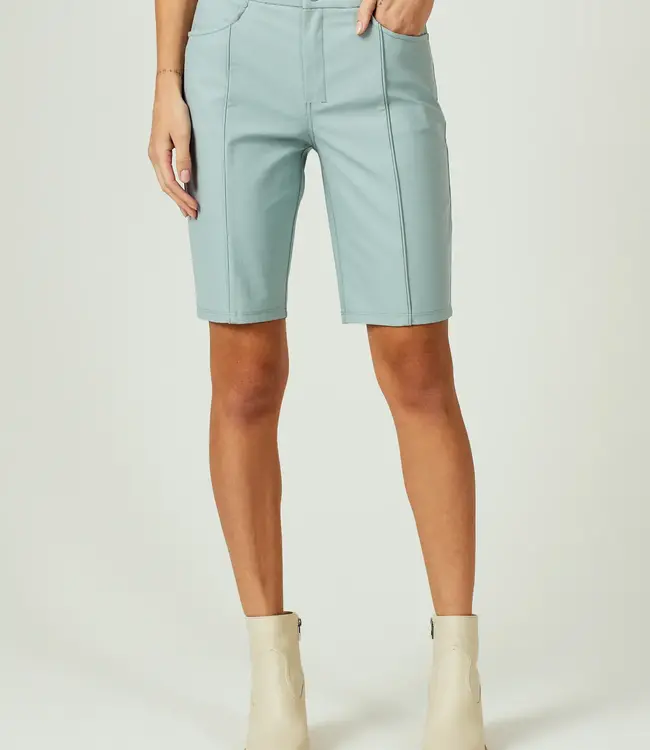 7 Diamonds Infinity Short Mineral