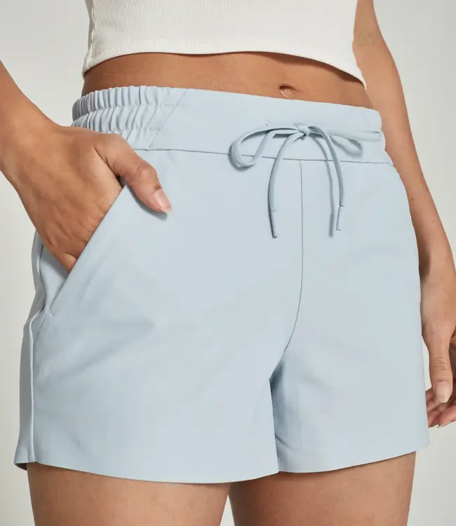 7 Diamonds 3" Short Ice Blue