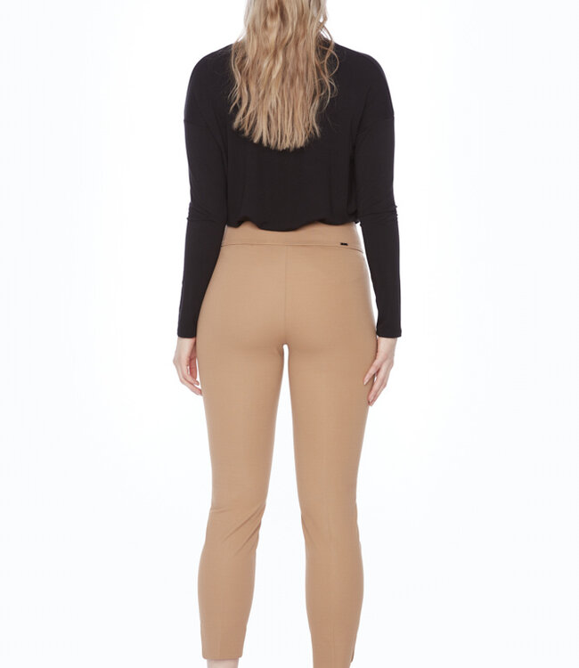 Up Compression Waist Pull On Petal Pant