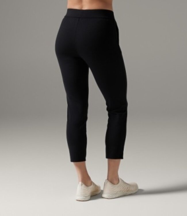 TAVI Work It Ankle Pant Ebony