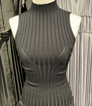 Oolala Sleeveless Ribbed Mock Turtleneck