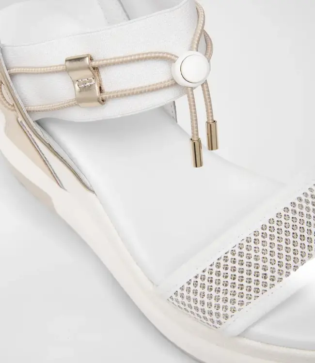 Nero Giardini Bungee Wedge Sandal White w/Gold