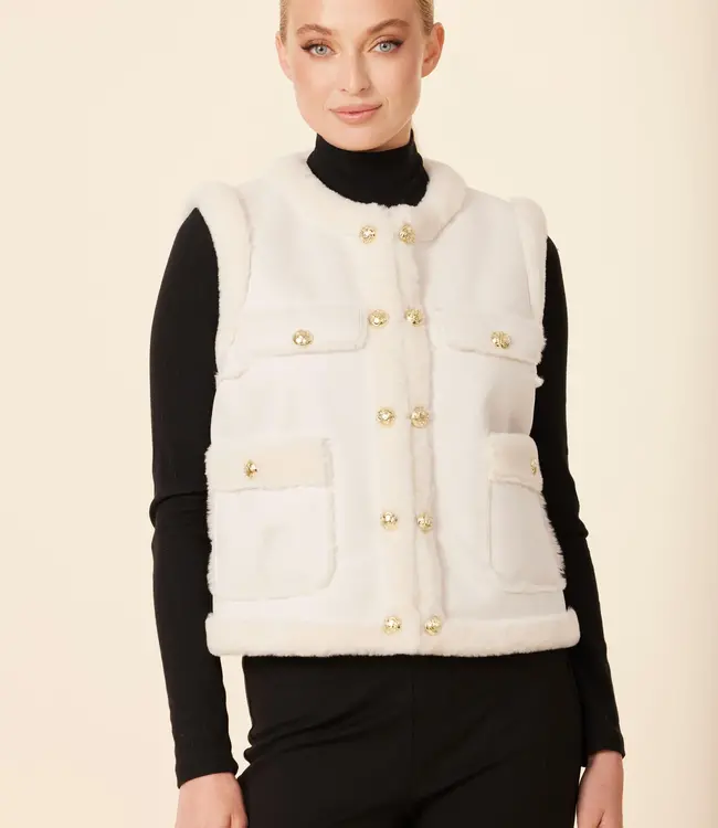 Dolce Cabo Cream Faux Shearling Vest w/Pockets
