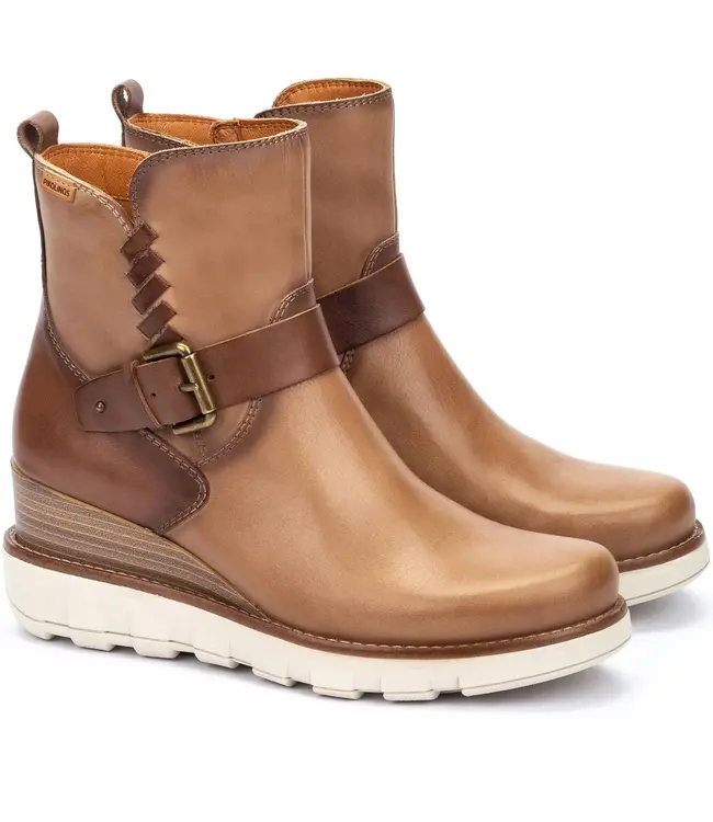 Pikolinos Women Sanlucar Cream Boot