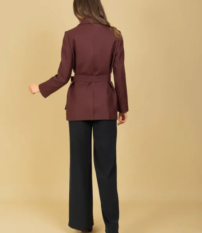 Jessie Liu Burgundy Belted Coat With Patch Pockets